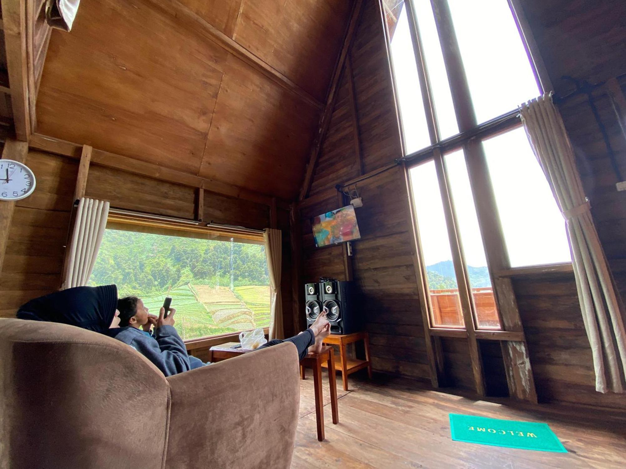 Satha Private Villa Dieng Banjarnegara Bagian luar foto